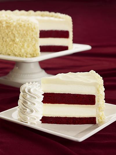 stefanie_s_ultimate_red_velvet_cake_cheesecake_400.jpg