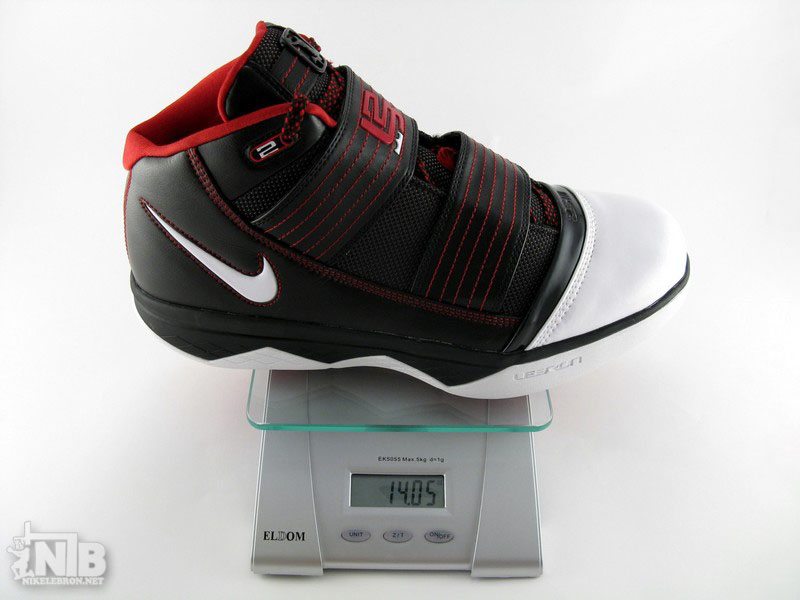 lebrons-soldier-3-bred-ounce.jpg