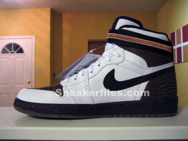 air-jordan-i-1-retro-high-strap-white-brown-black-22.jpg