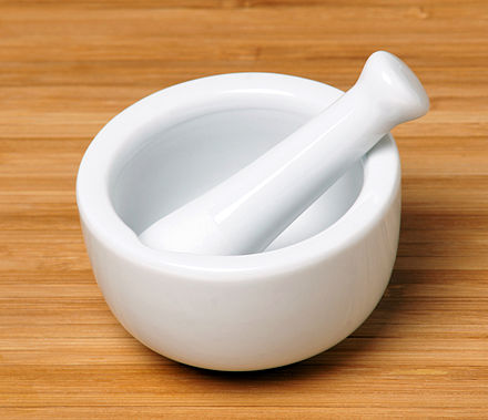 440px-White-Mortar-and-Pestle.jpg