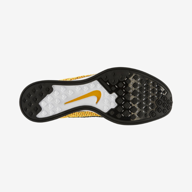 Nike-Flyknit-Racer-Unisex-Running-Shoe-Mens-Sizing-526628_808_B.jpg