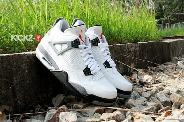 air-jordan-iv-4-tech-grey-9-600x399.jpg