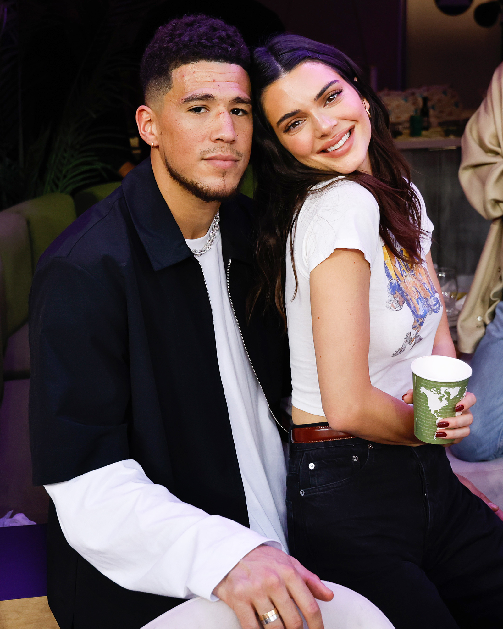 Kendall-Jenner-and-Boyfriend-Devin-Booker-Have-Low-Key-Date-Night-Playing-Sorry-Together-Feature.jpg