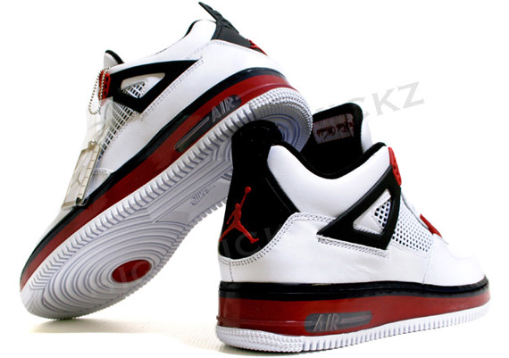 air-jordan-iv-white-red-black-2.jpg