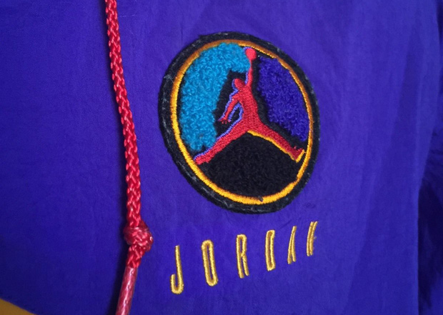 jordan-8-aqua-windbreaker-3.jpg