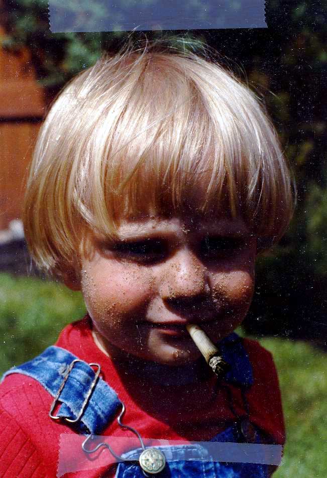 me-smoking-as-a-kid-small-759661.jpg