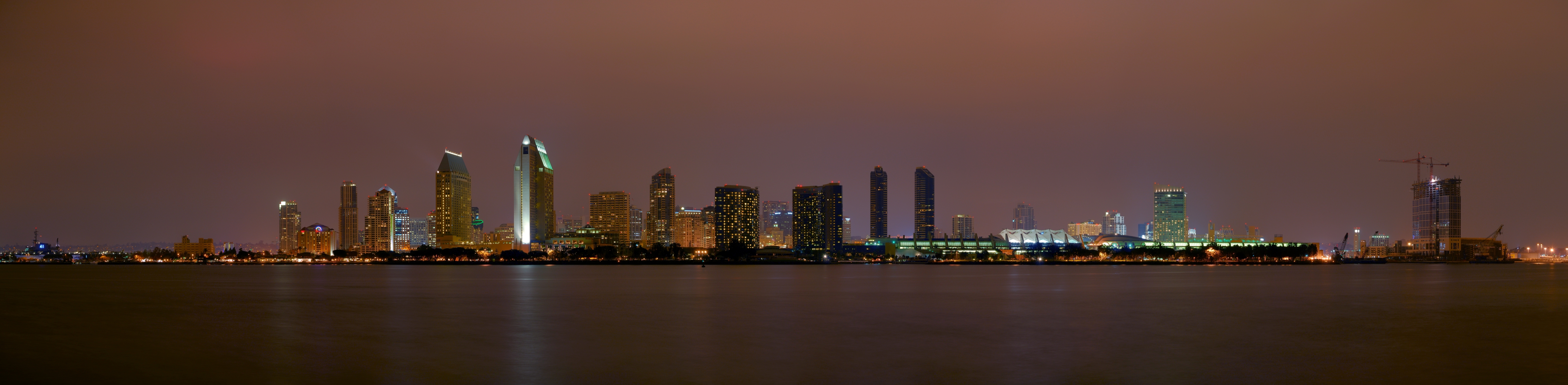 San_Diego_Skyline_Night_JD081107.jpg