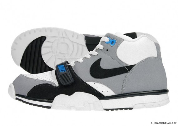 nike-air-trainer-1-white-stealth-black-blue-1.jpg