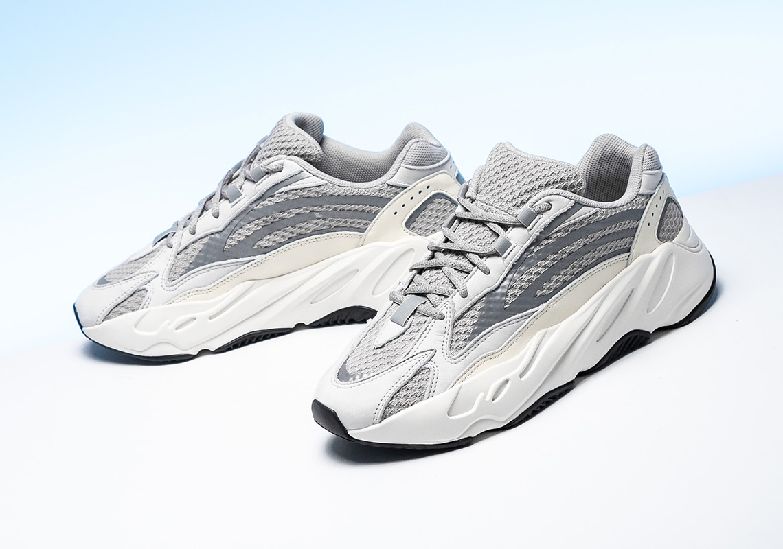 adidas-yeezy-boost-700-v2-static-ef2829-8.jpg