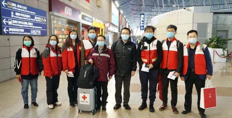 chinese-doctors-rome-italy-coronavirus.jpg