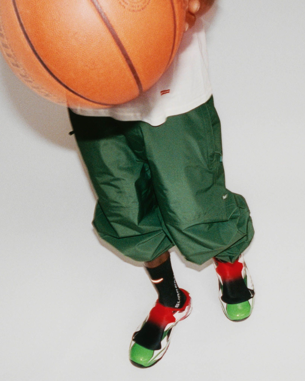 Supreme-Nike-Clogposite-1.jpg