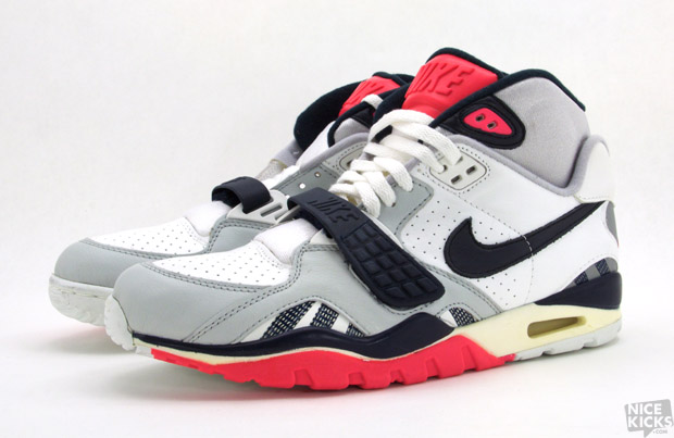 nike-air-trainer-sc-ii-tt-3.jpg