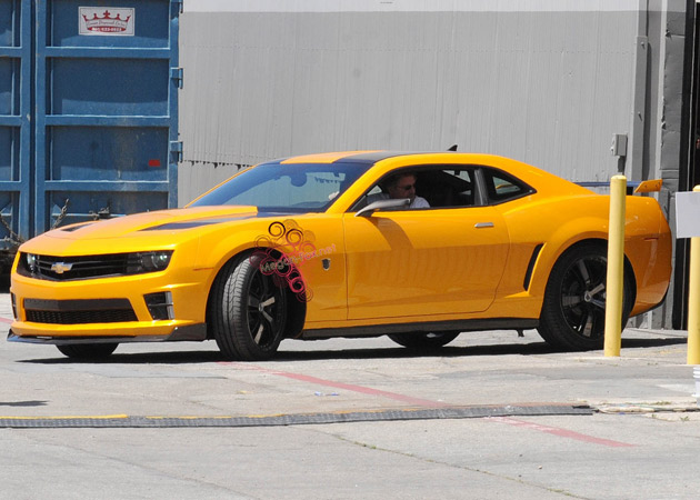 New+Bumblebee+Camaro+spotted+on+set+of+TF3.jpg