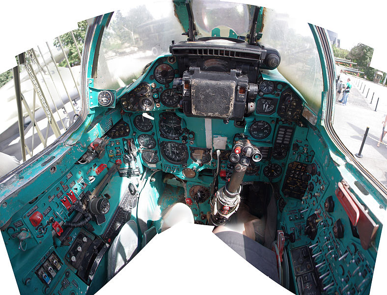 788px-Cockpit_Mig23_high_resolution.jpg
