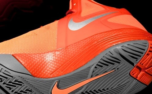 Nike-Zoom-Hyperfuse-2011-Team-Orange-2.jpg