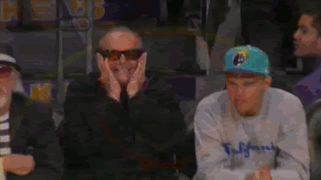 Who Sits Next To Jack Nicholson At Lakers Games? - Empire BBK