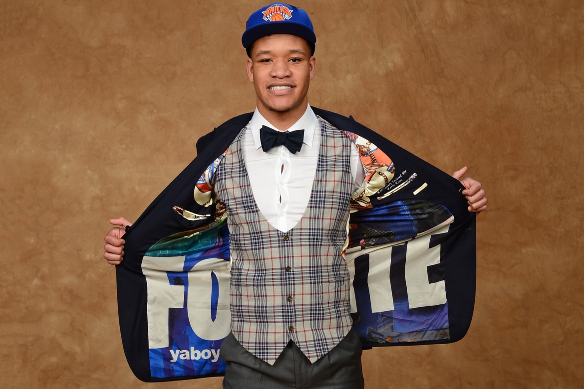 https%3A%2F%2Fhypebeast.com%2Fimage%2F2018%2F06%2Fkevin-knox-fortnite-suit-nba-draft-1.jpg