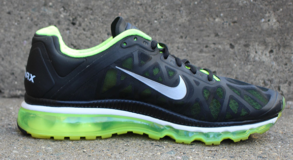 side+of+Nike+Air+Max+2011+black+green+.jpg