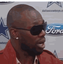 Thats My Quarterback Shades On GIF - Thats My Quarterback Shades On  Interview - Discover & Share GIFs