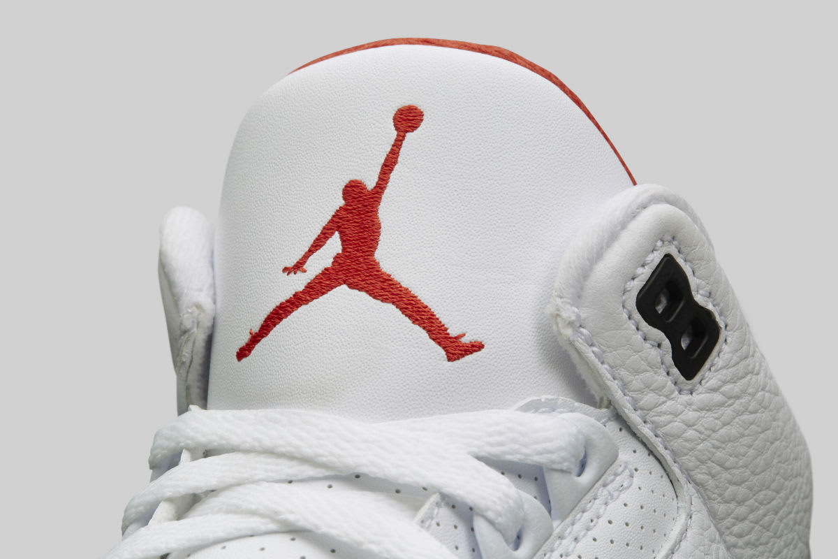 Air-Jordan-3-Dunk-Contest-White-Cement-All-Star-Clear-Sole-923096-101-Release-Date-Tongue.jpg