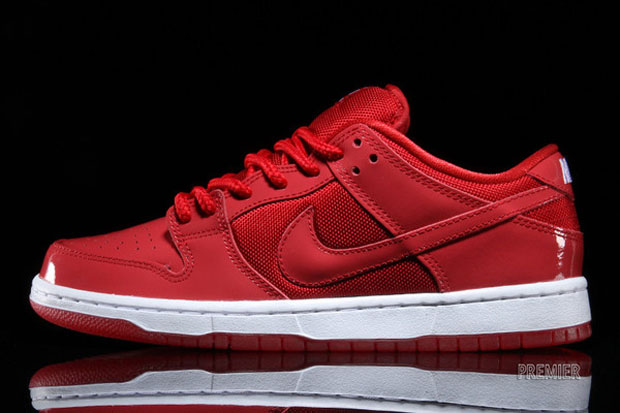 nike-sb-dunk-low-red-patent-leather-02.jpg