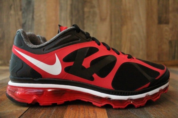 nike-air-max-2012-black-white-action-red-release-date-info-1-600x399.jpg