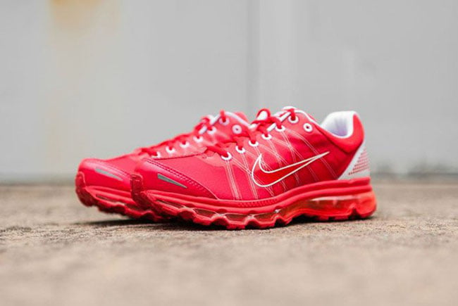 nike-air-max-2009-action-red.jpg